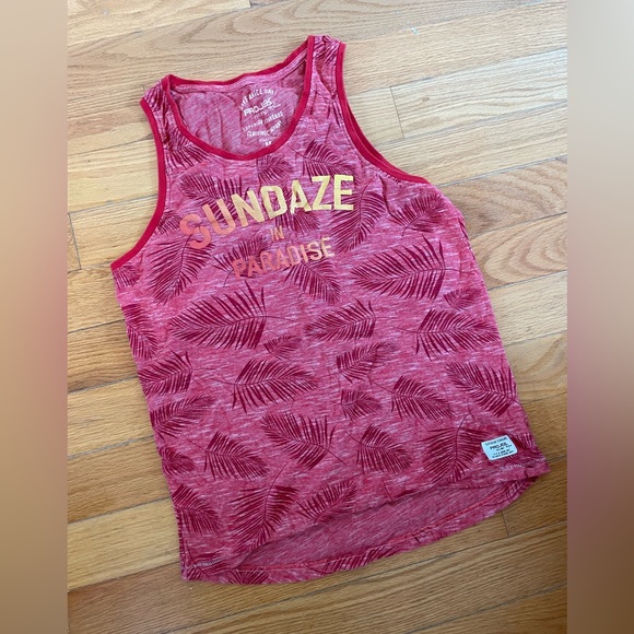 🎉 3/$10 - Men’s Tank Top - Picture 1 of 3